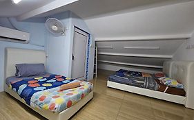 Color Mixed Home Hostel